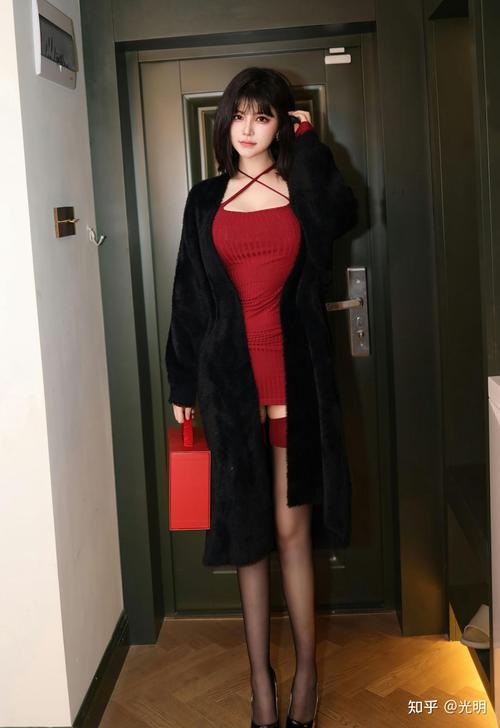 18摸app下载的相关介绍