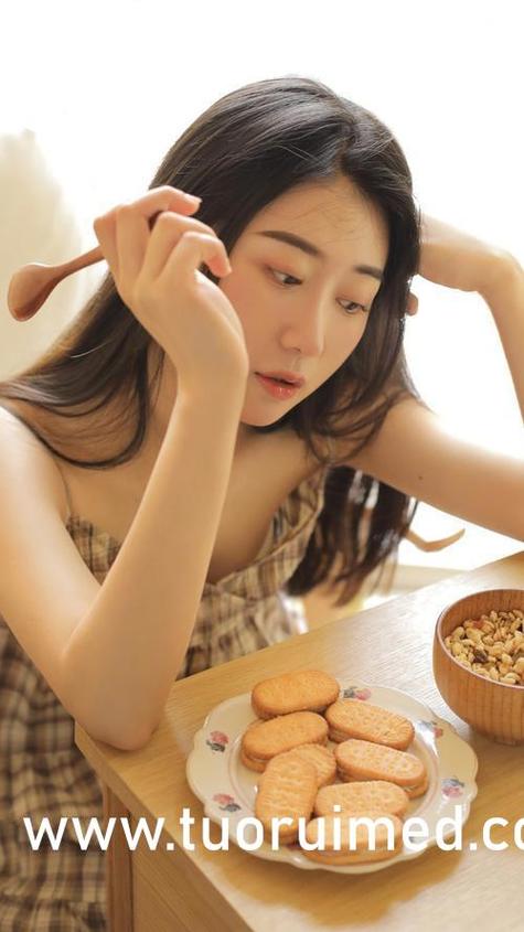 久久亚洲av男人的天堂久久的相关介绍