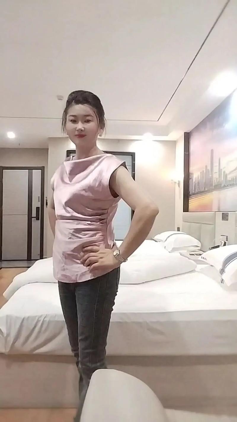 人人澡人人妻人人爽少妇的相关介绍