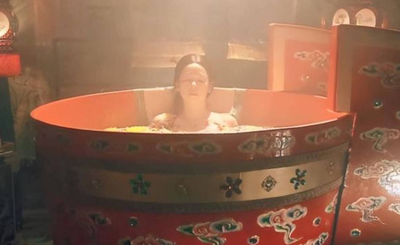 久久久少妇av的相关介绍