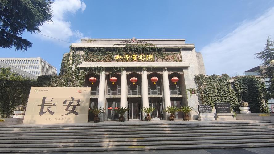 白丝少妇av的相关介绍
