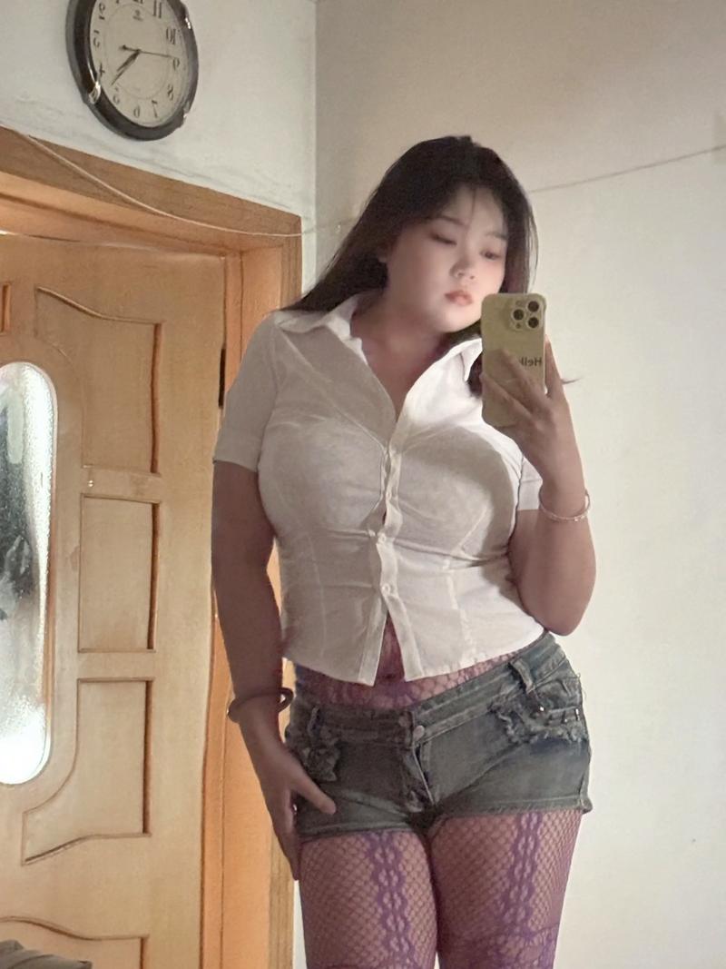 亚洲熟女少妇夜夜图的相关介绍