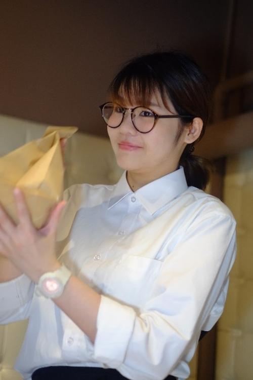 一边摸一边亲网站的相关介绍