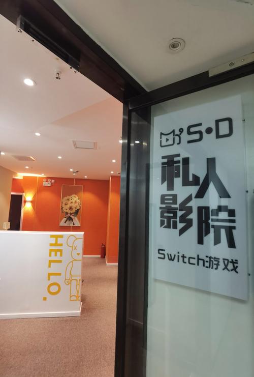 裸体护士的特殊性按摩服务的相关介绍