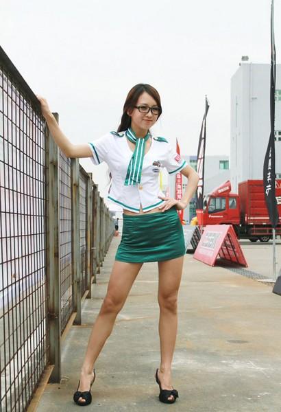 伊人影院4800的相关介绍