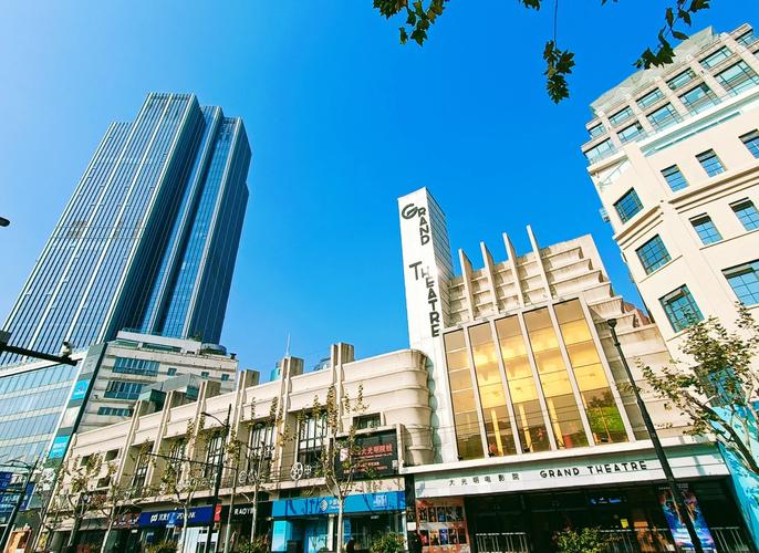 恋夜影院2国产的相关介绍