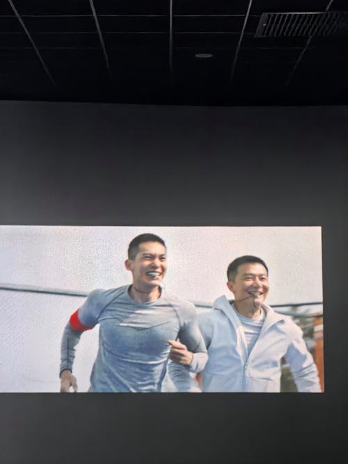 老湿机影院视费x看一分钟的相关介绍