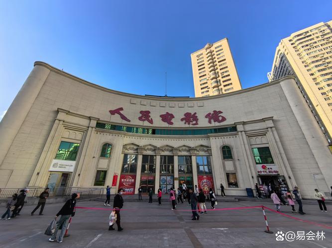 www男女动漫的相关介绍